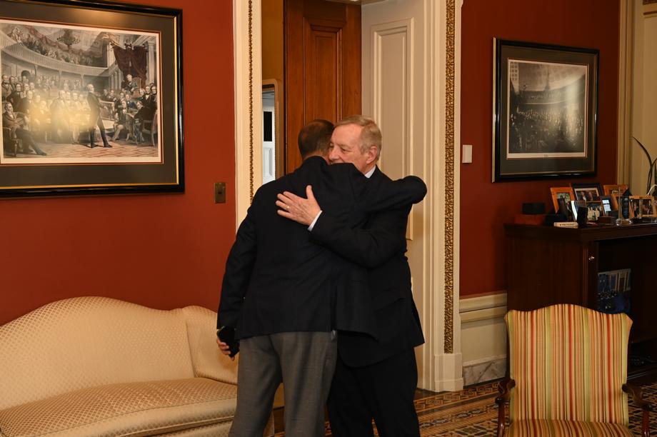 DURBIN MEETS WITH HIS STATE OF THE UNION GUEST, MEDGLOBAL PRESIDENT AND ILLINOISAN, DR. ZAHER SAHLOUL