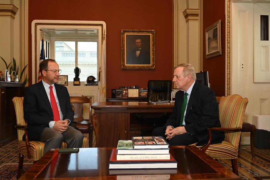 DURBIN MEETS WITH HIS STATE OF THE UNION GUEST, MEDGLOBAL PRESIDENT AND ILLINOISAN, DR. ZAHER SAHLOUL