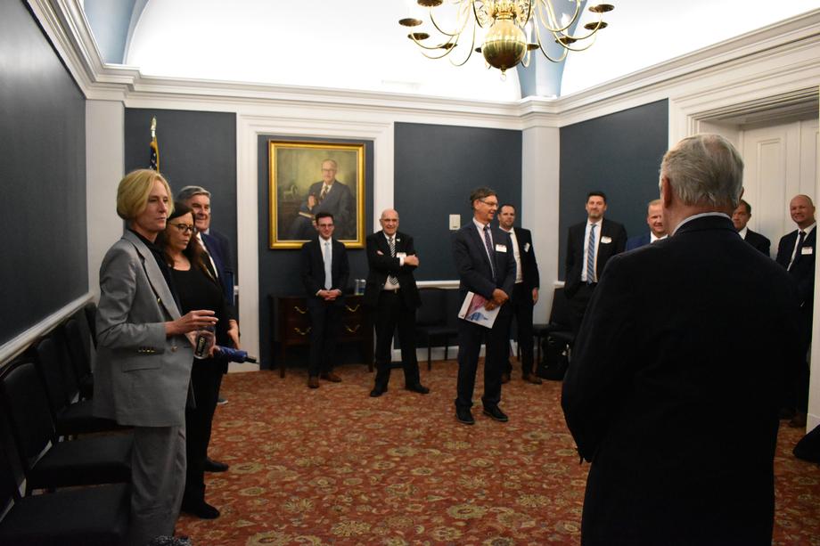 DURBIN MEETS WITH THE GREATER SPRINGFIELD CHAMBER OF COMMERCE